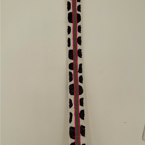 New Guitar Strap beaded design with white, black, pink and Green beads. - Picture 2 of 4